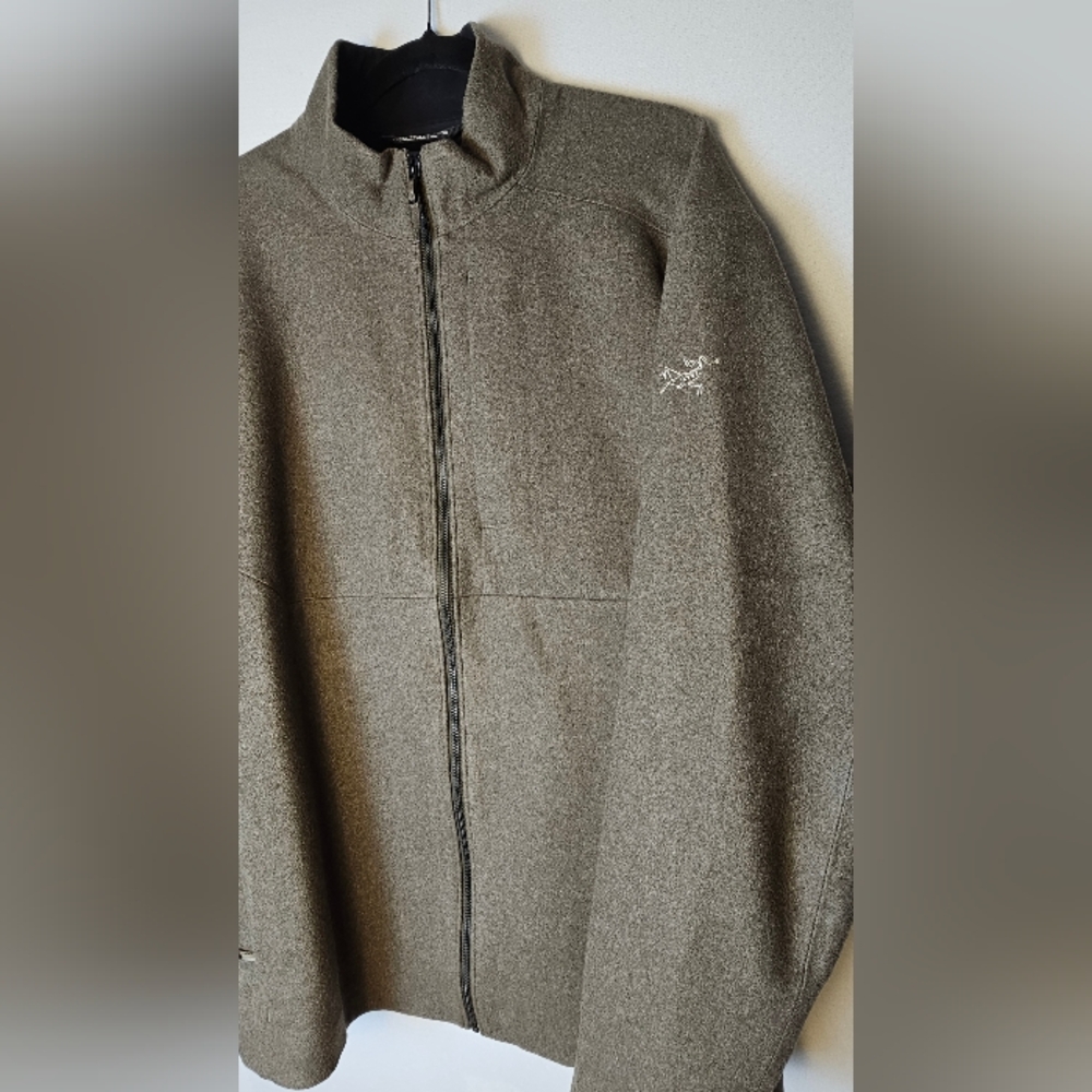 Arc'teryx Men's Diplomat Jacket XL Tan - Picture 5 of 7